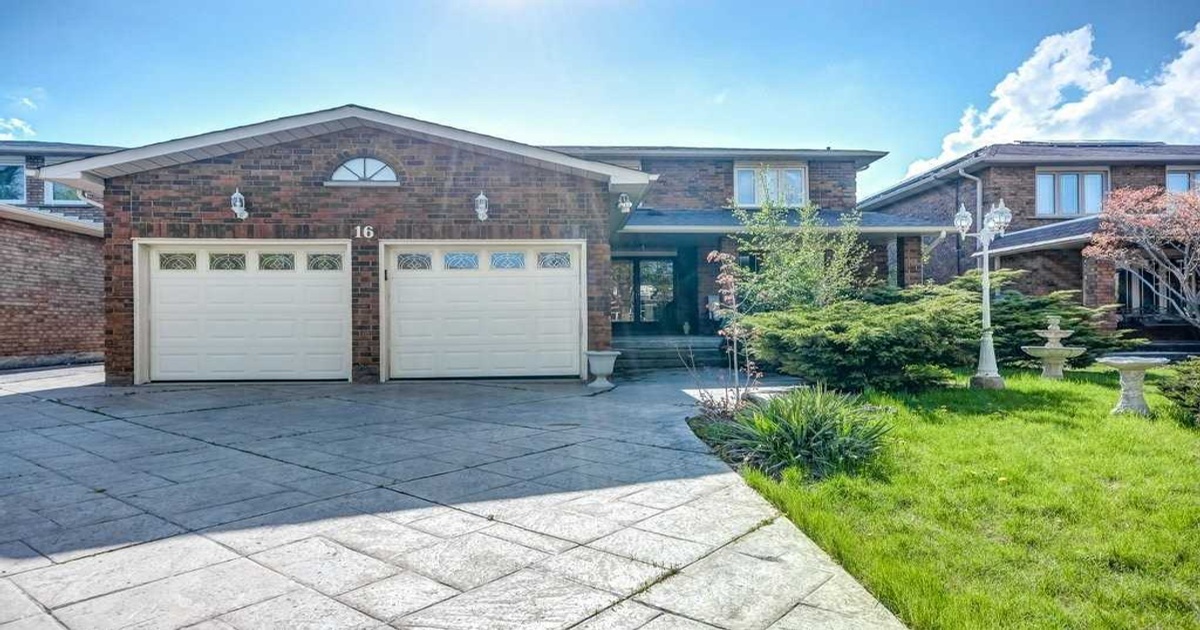 16 Whitetail Crt Vaughan
