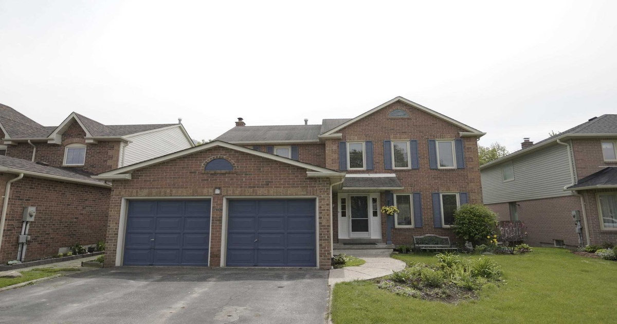 64 Peevers Cres Newmarket
