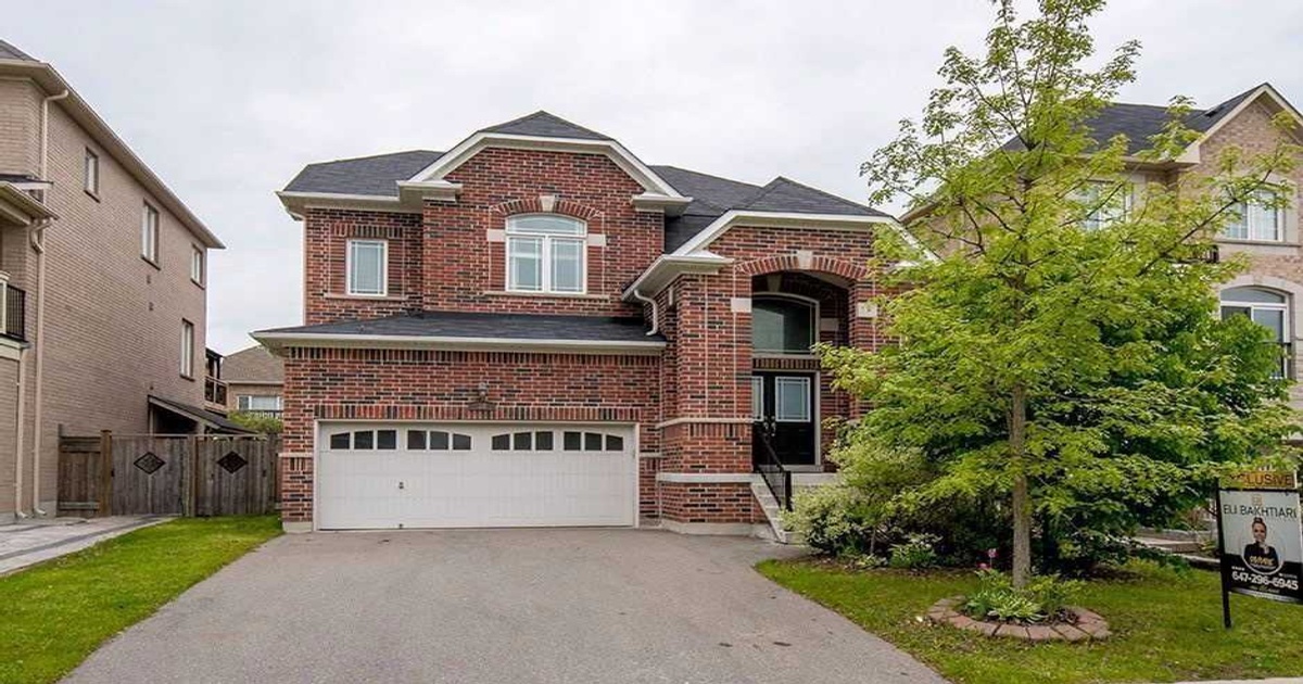 10 Chayna Cres Vaughan
