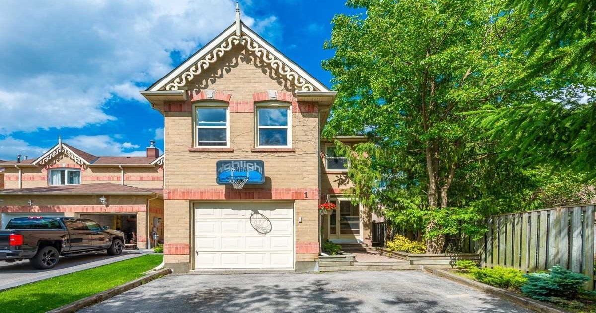 1 Steepleview Cres Richmond Hill