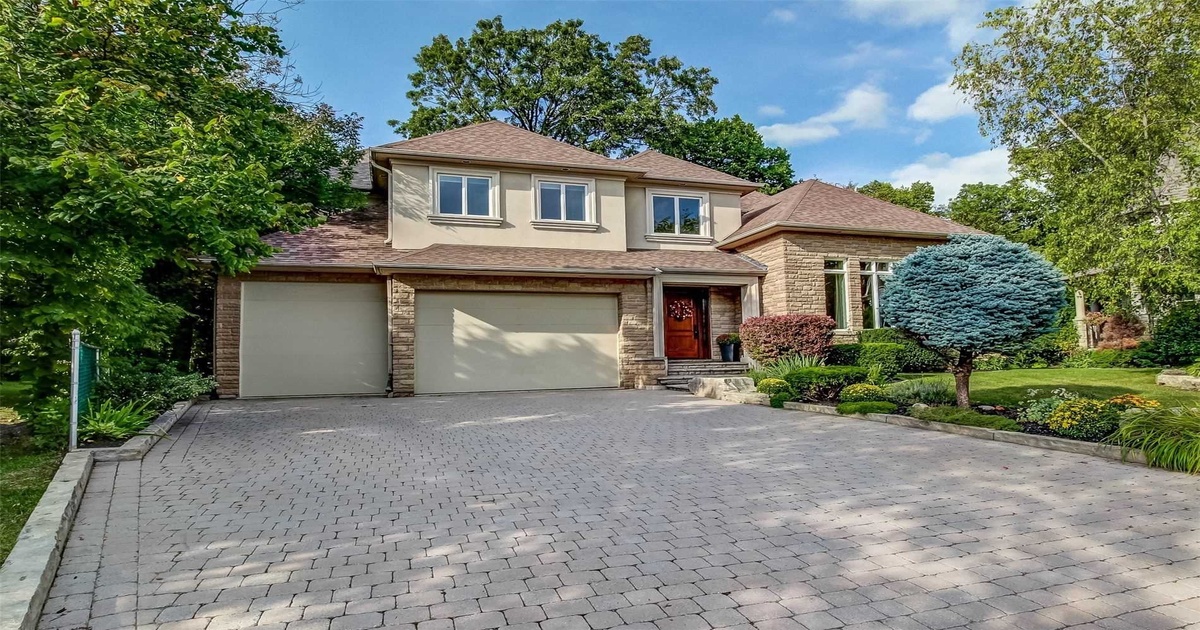 22 Stockdale Cres Richmond Hill