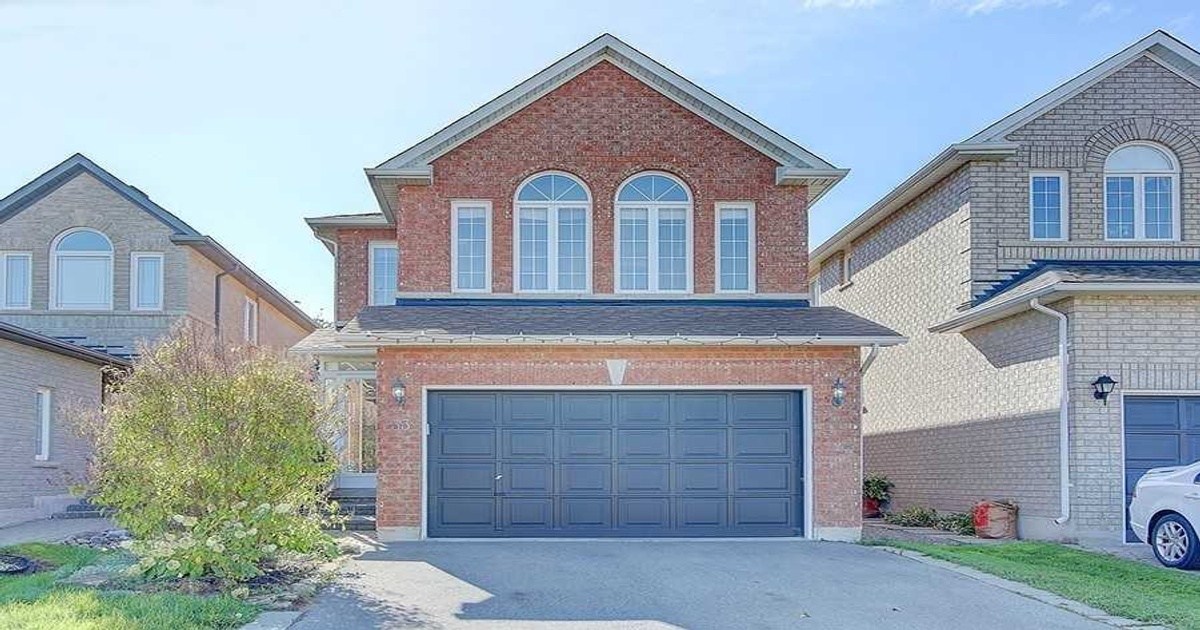 33 Woodhaven Cres Richmond Hill