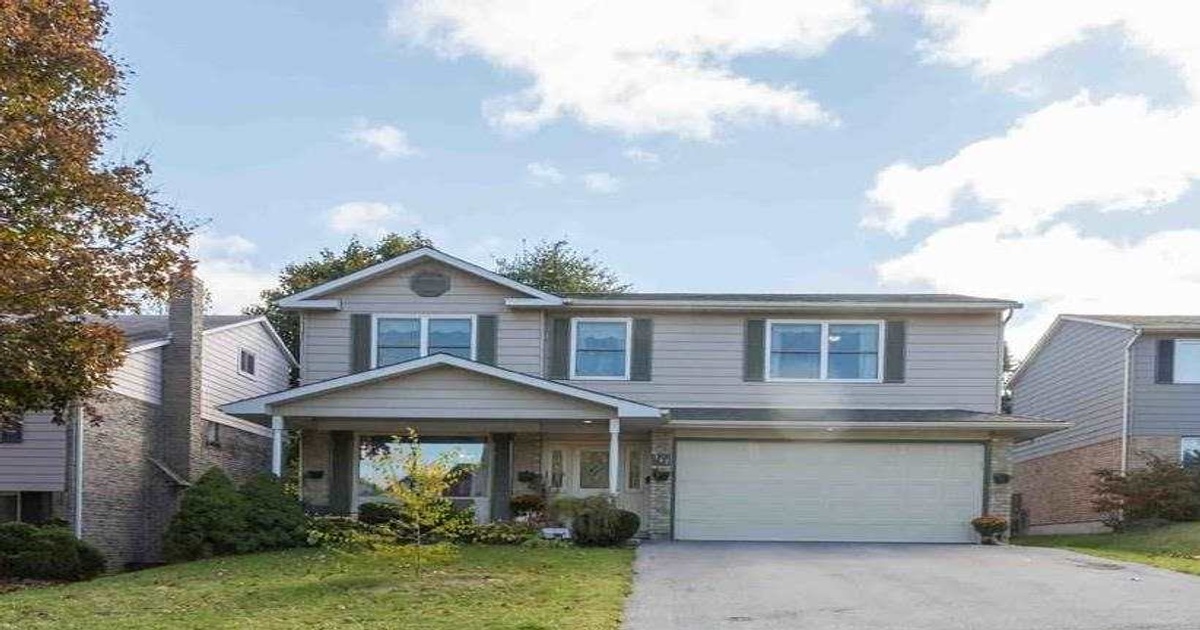 147 Huron Heights Dr Newmarket