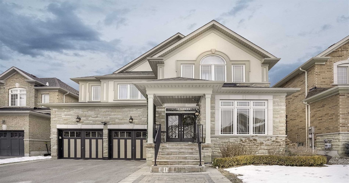 105 Thornhill Ravines Cres Vaughan