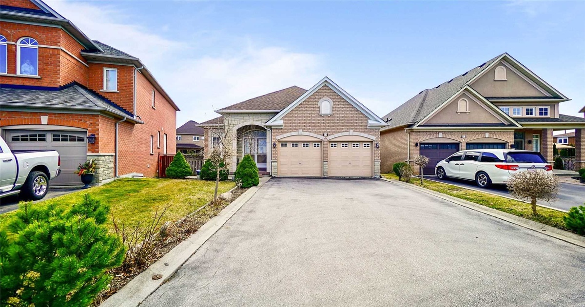51 Guery Cres Vaughan