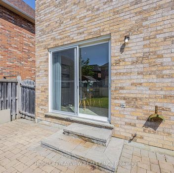 Residential 83 Laurier Ave Richmond Hill For Sale