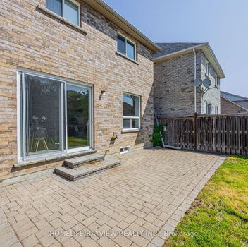 Residential 83 Laurier Ave Richmond Hill For Sale