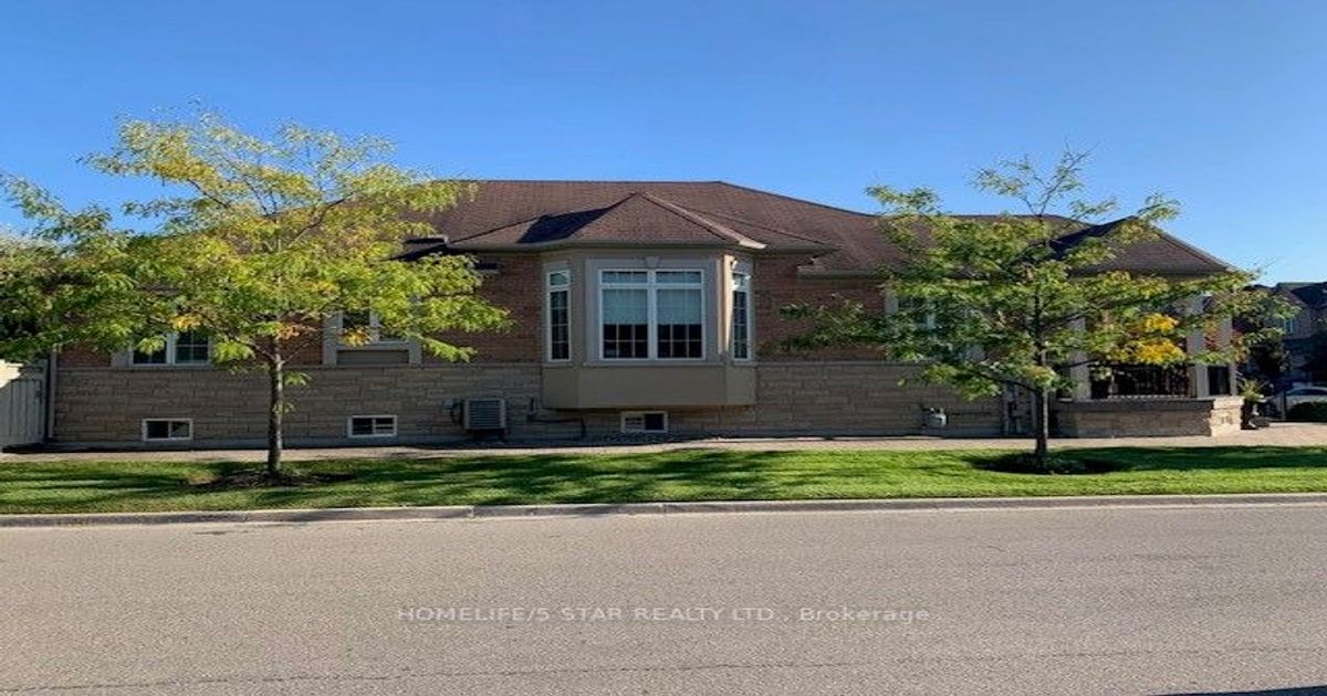 120 Isernia Cres Vaughan