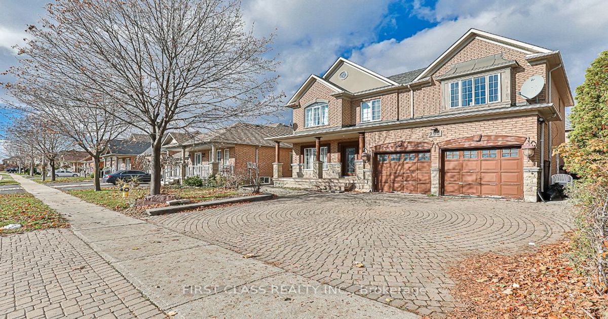 290 Maria Antonia Rd Vaughan