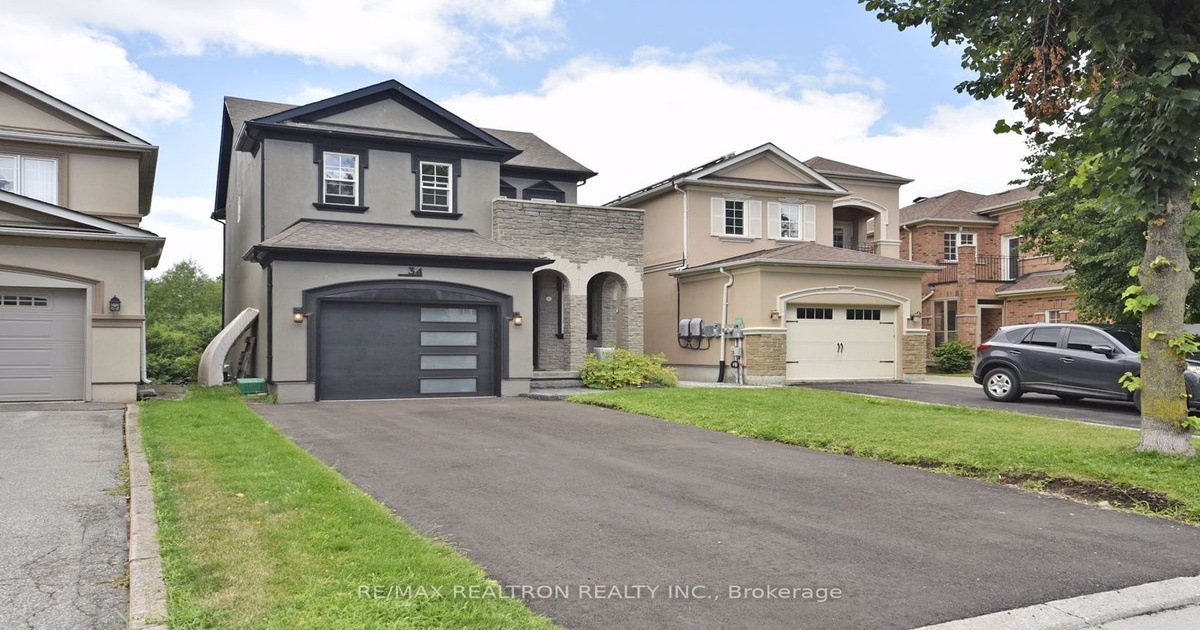34 Willow Tree St Vaughan