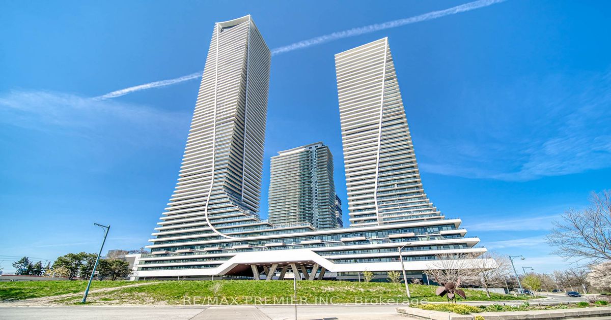 30 Shore Breeze Dr Toronto