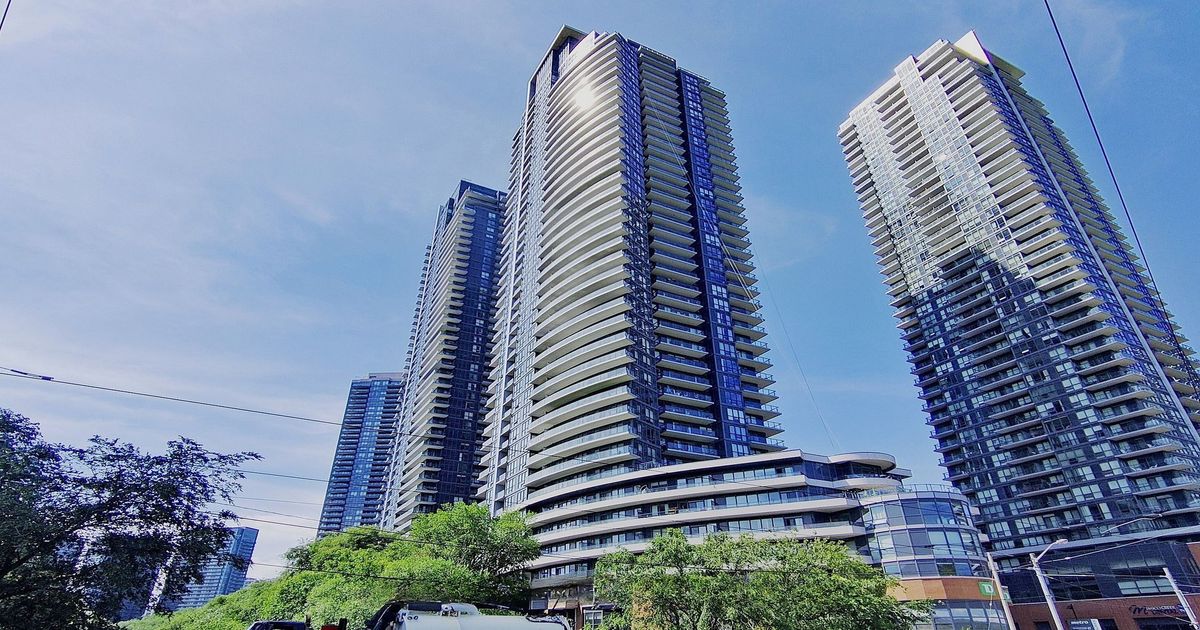 2212 Lakeshore Blvd W Toronto
