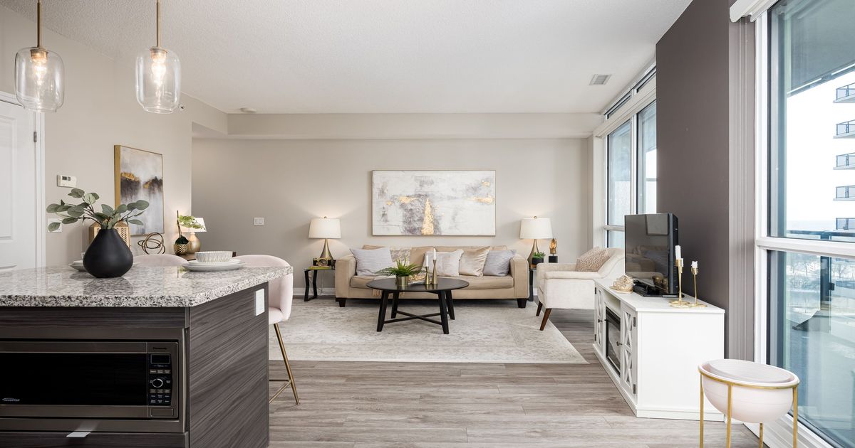 59 Annie Craig Dr Toronto