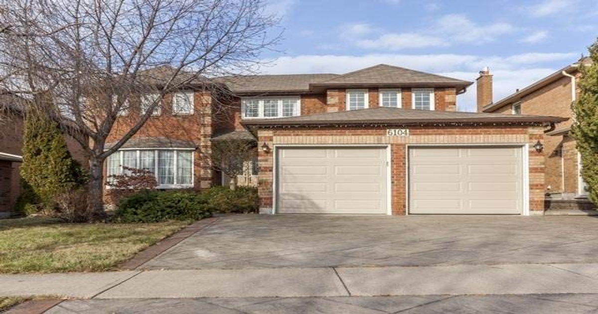 6104 St Ives Way Mississauga