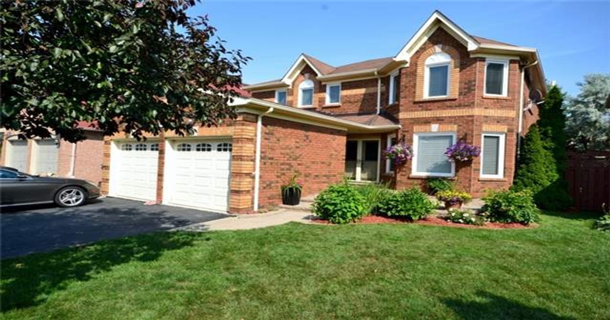 3214 Bloomfield Dr Mississauga