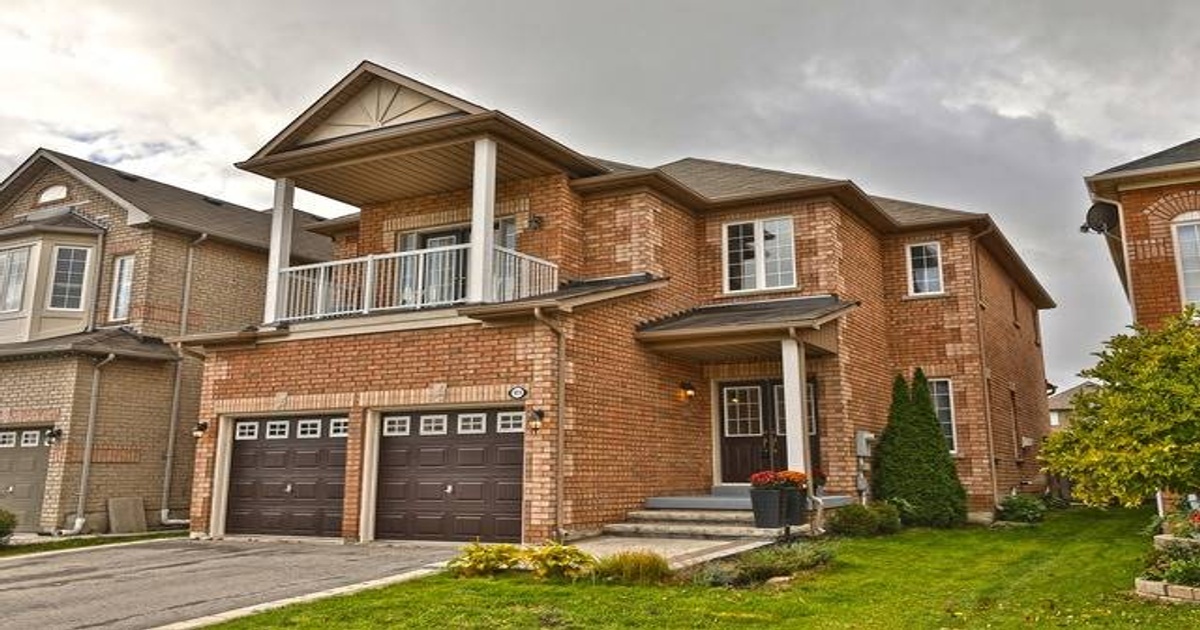 4818 Colombo Cres Mississauga
