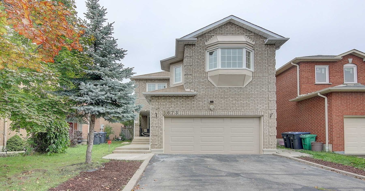5673 Sparkwell Dr Mississauga