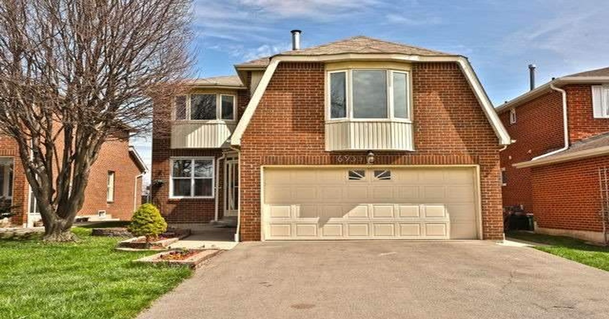 6935 Hickling Cres Mississauga