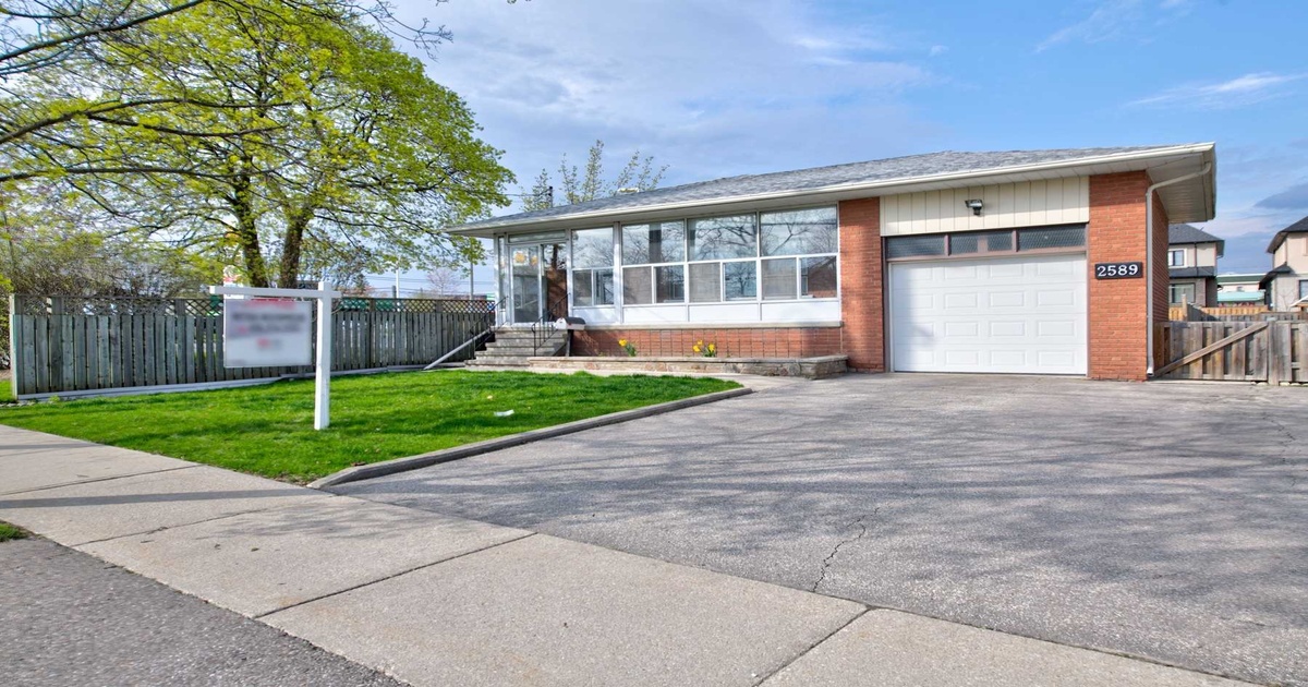 2589 Cliff Rd Mississauga