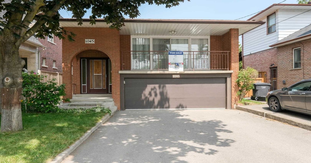 1045 Greaves Ave Mississauga