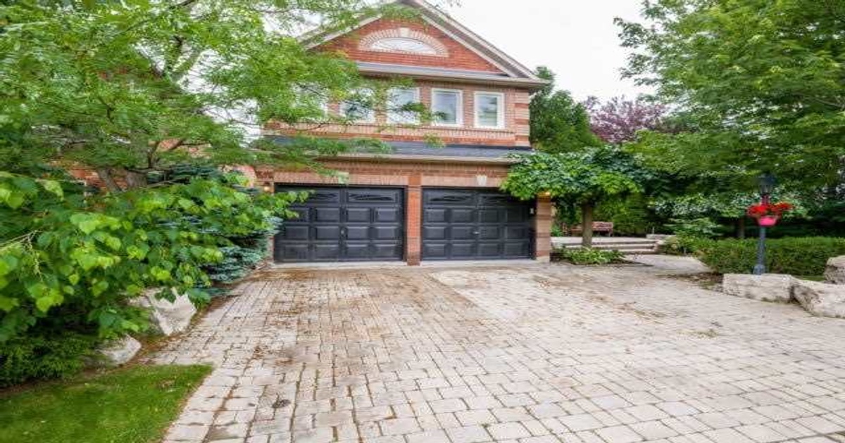 6886 Summer Heights Dr Mississauga