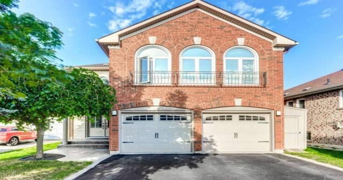 1304 Wesson Crt Mississauga