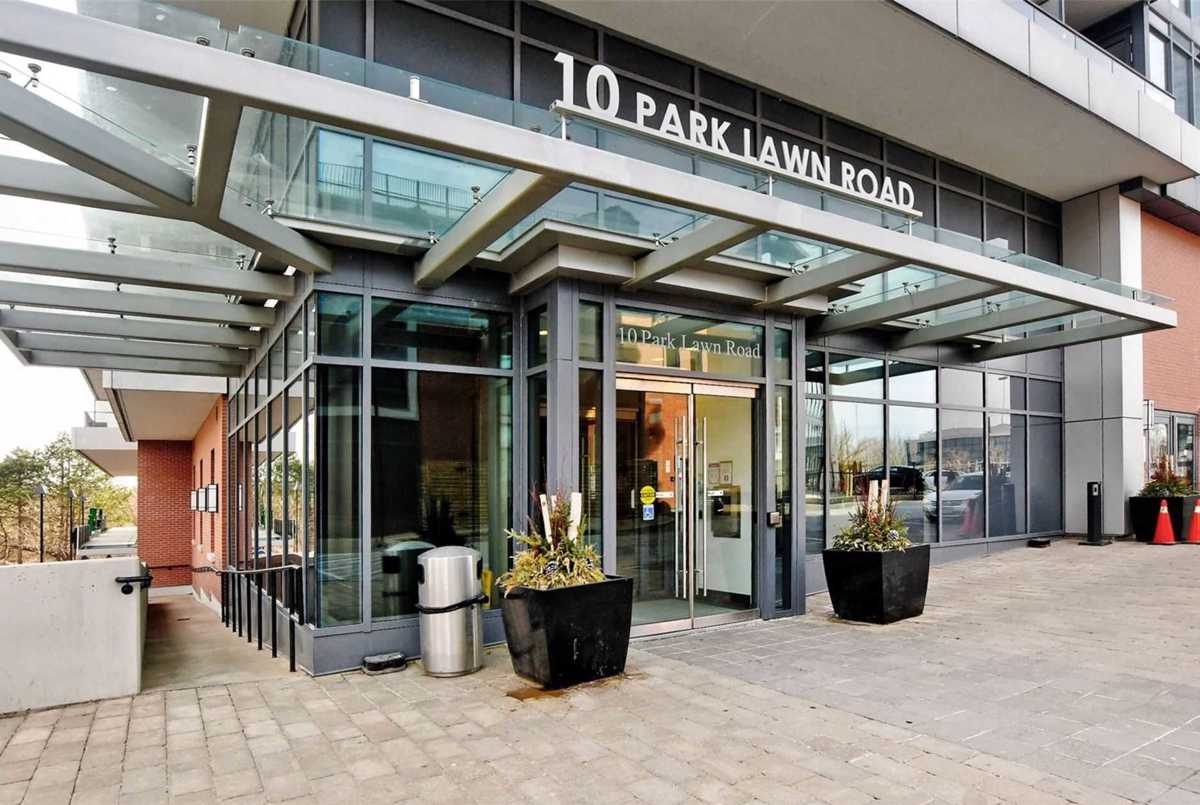 10 Park Lawn Rd Toronto AGENT ON DUTY
