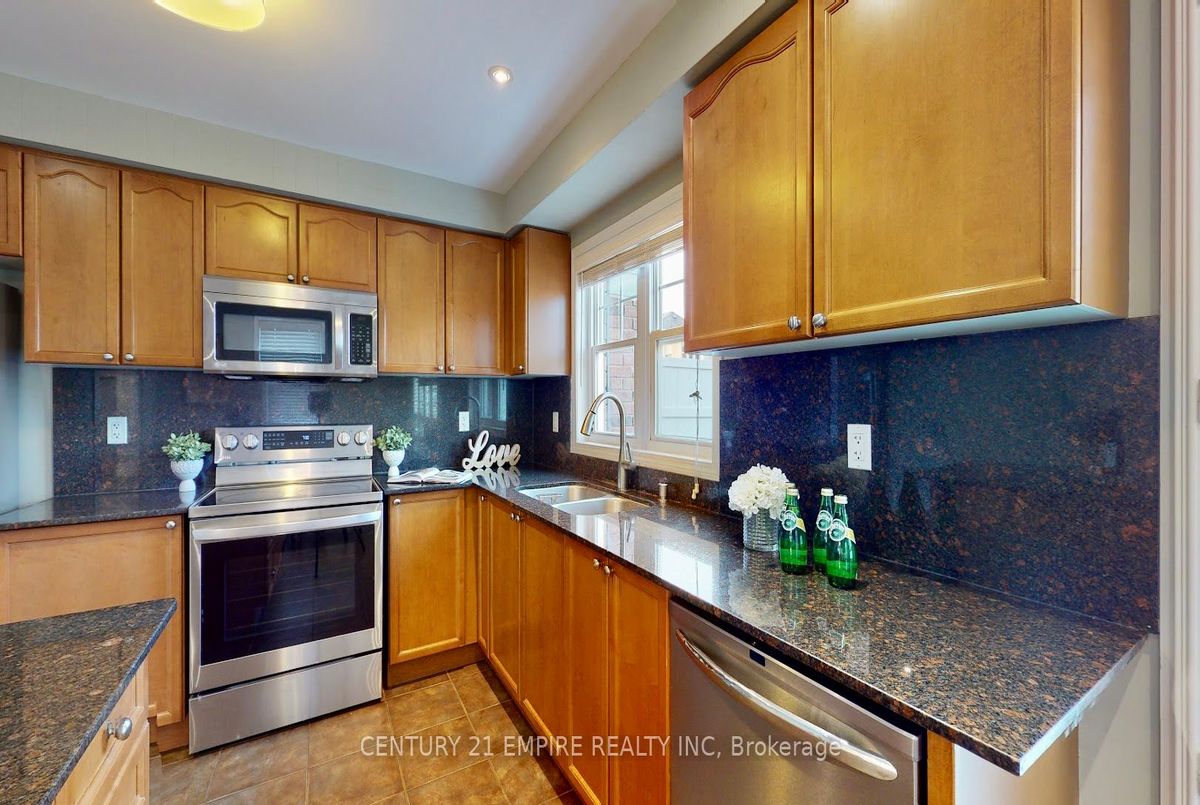 679 Holly Ave Milton Sold Amir Nasrullah Sales Representative